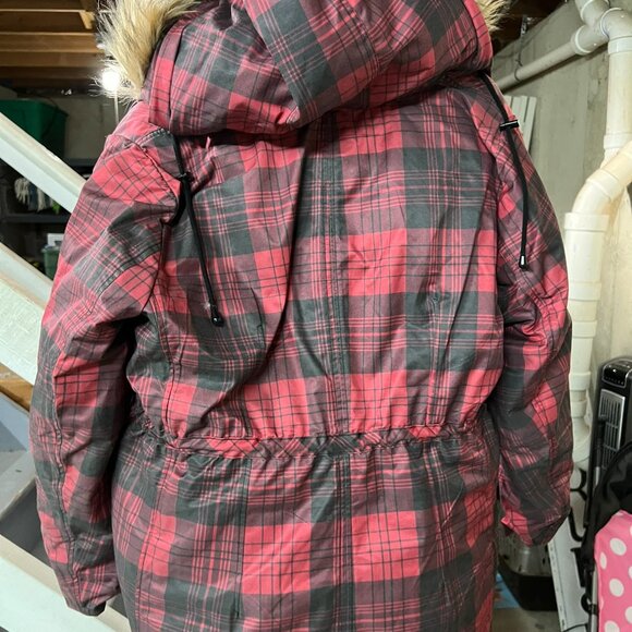 Torrid Plaid Winter Jacket – Size 00 Red and Black❄️🖤❤️ - Picture 3 of 3